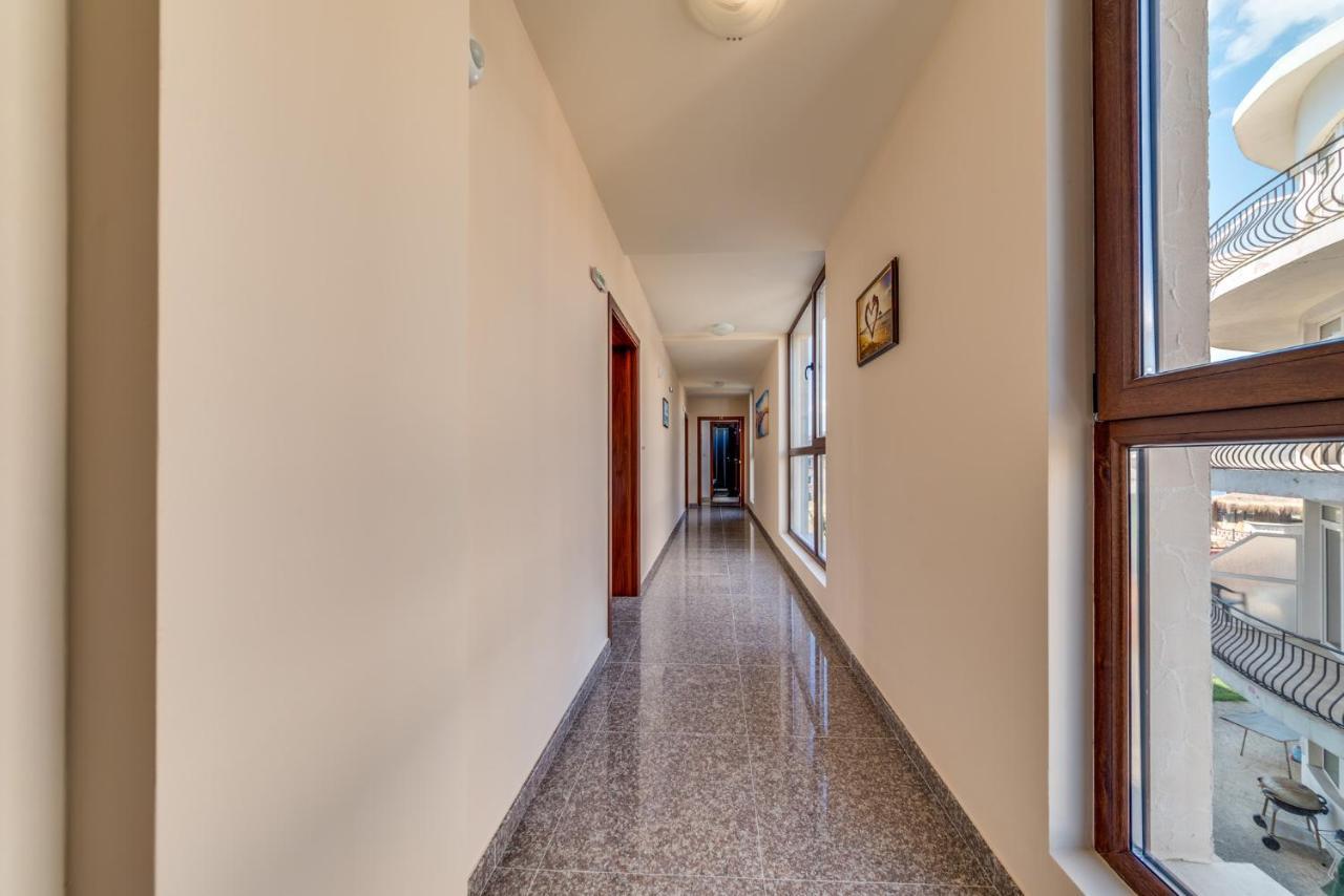 Apartcomplex Golden Bay Ravda Luaran gambar